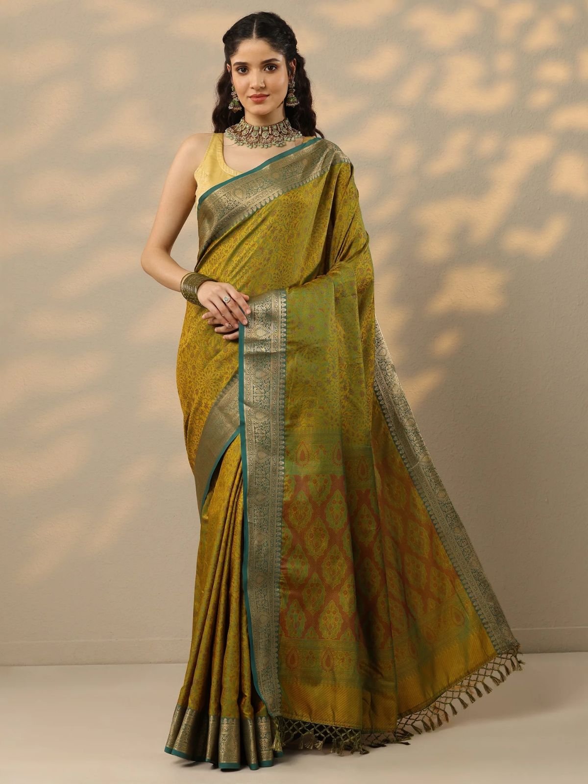Green Woven Design Banarasi Silk Green Woven Design Banarasi Silk - Image 1